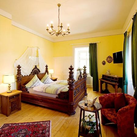 Schlosshotelgedern Kültér fotó