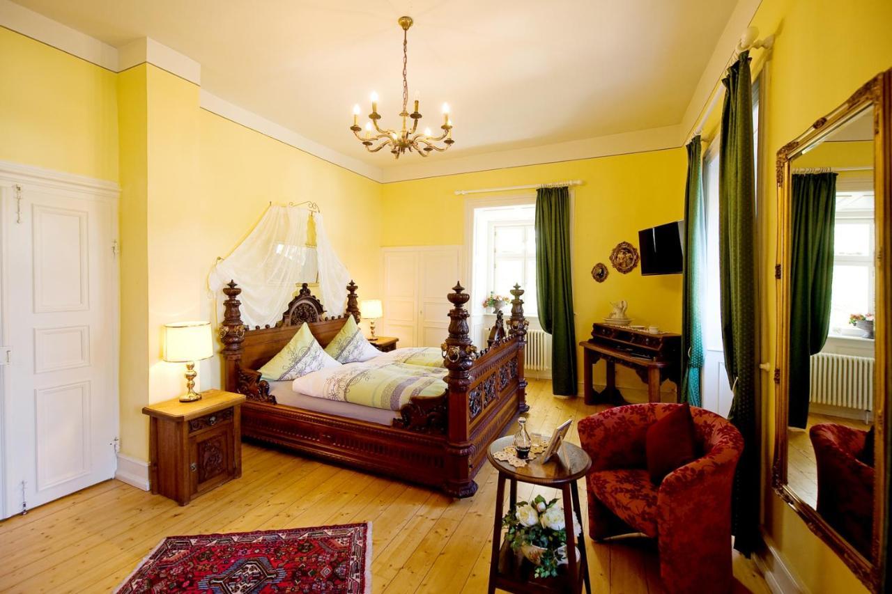 Schlosshotelgedern Kültér fotó