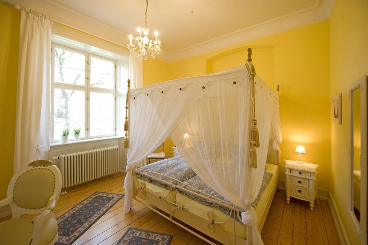 Schlosshotelgedern Kültér fotó