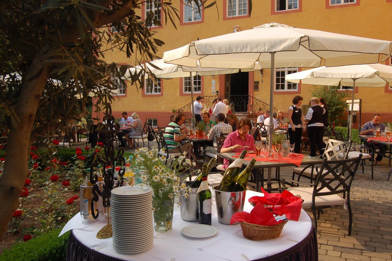Schlosshotelgedern Kültér fotó